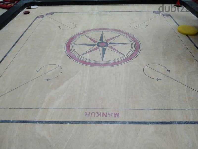 Carrom board king size in good condition for sale 8