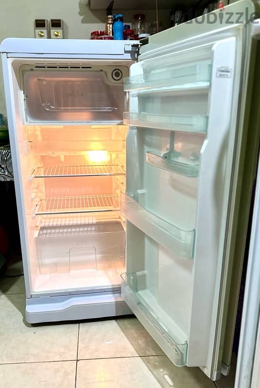 single door fridge 1