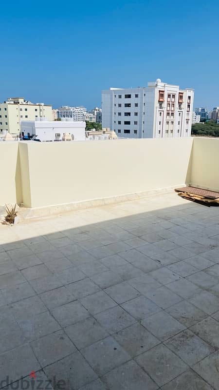 Single room in Al Ghubra with balcony for executive bachelor 4