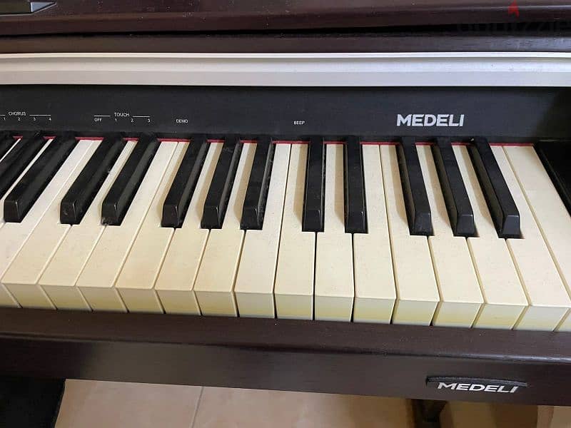 medeli DP10s piano 2