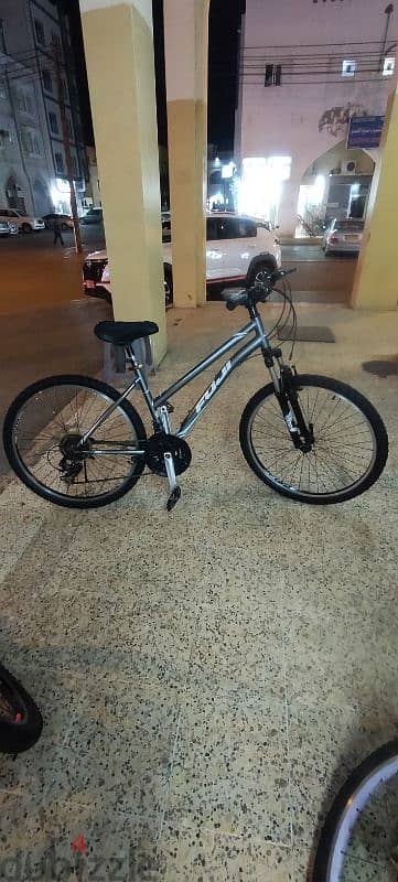 Fuji bike  size 26.2. 125 good condition 0