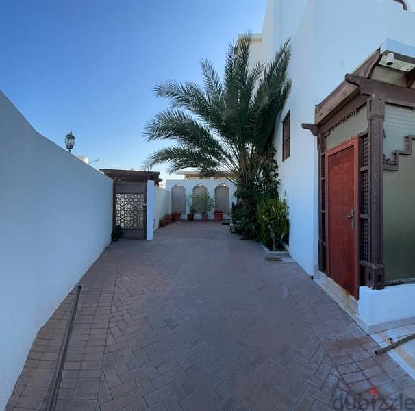 VILLA FOR RENT SHATTI AL QURM 14