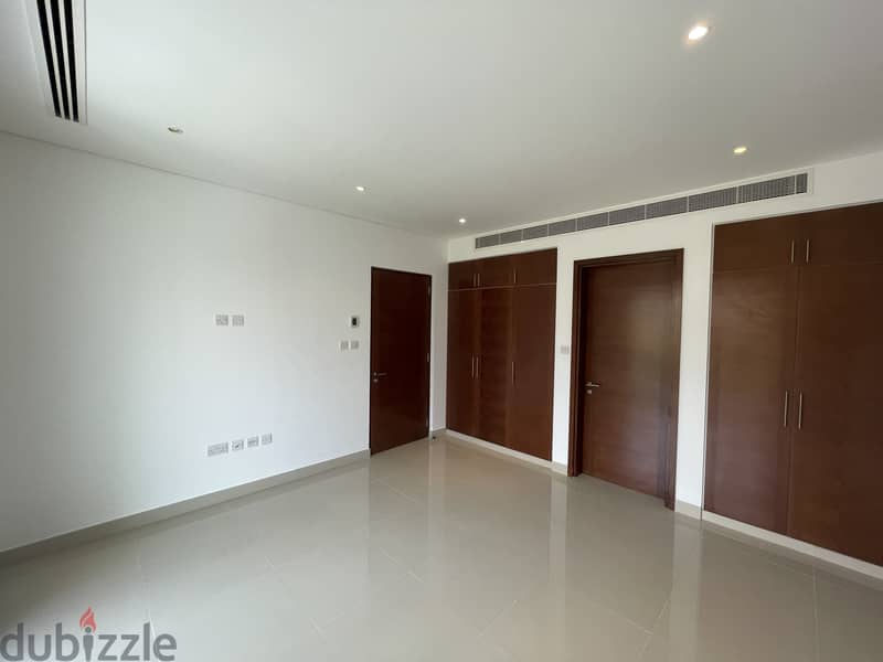 2 Bedroom Apartment With Study for Rent in Al Mouj 4