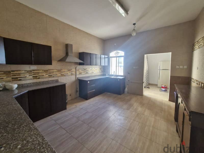 4 BR + Maid’s Room Villa in Al Hail North with Large Garden 3