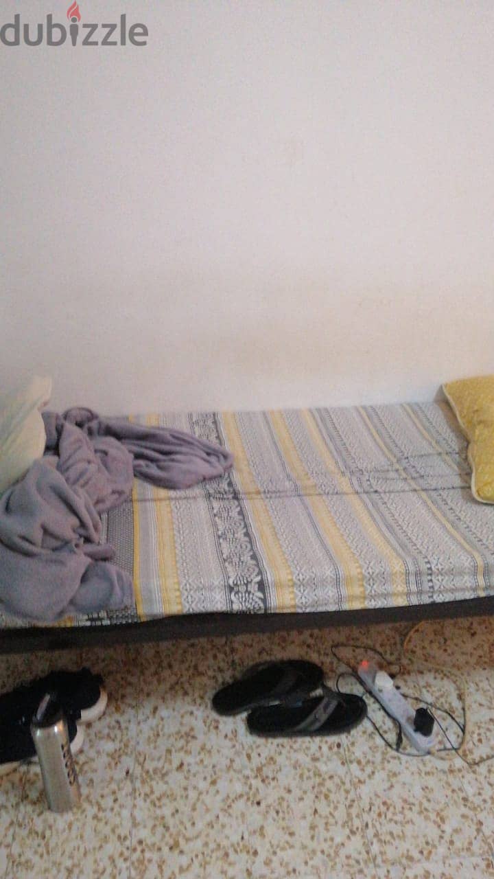 Single Room for Rent 0