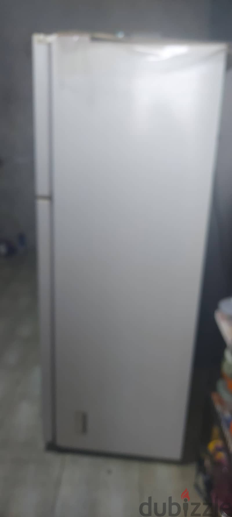 300 lts samsung fridge 1