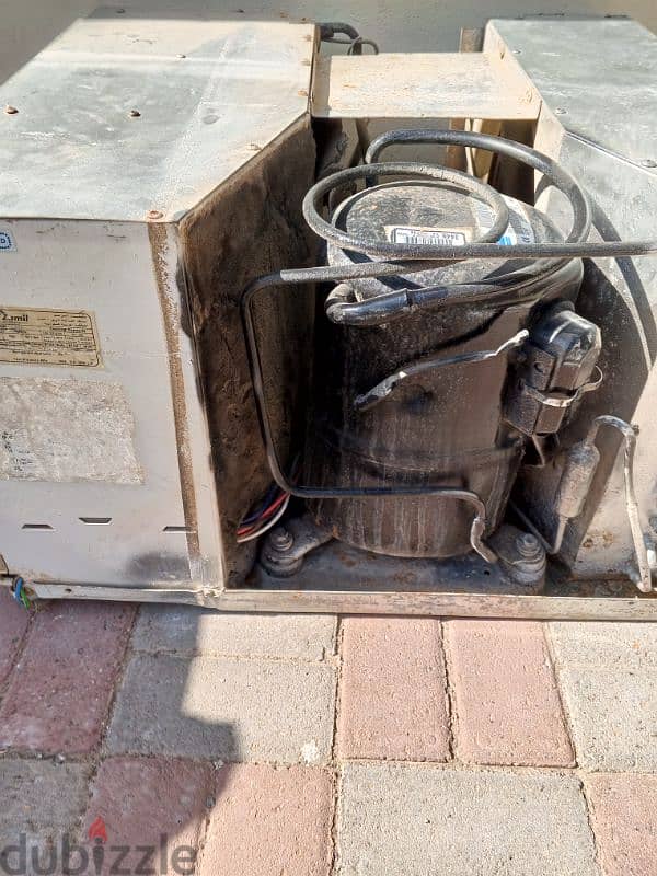 AC for sale 2 ten ac condition is good location mabela  call 1