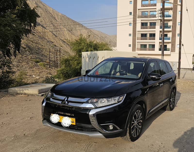 Expect Driven Mitsubishi Outlander 2019 - 4WD 0