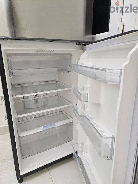 Hitachi Used Double-Door Refrigerator 3