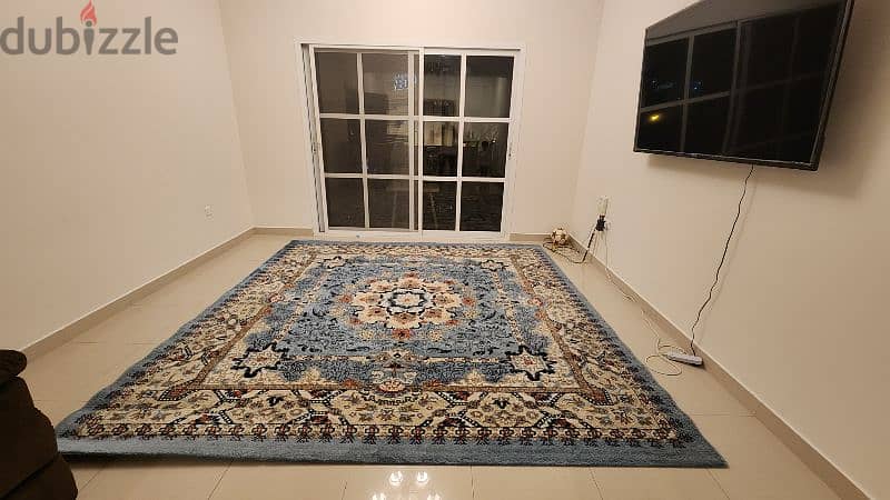 2 carpets for urgent sale 6