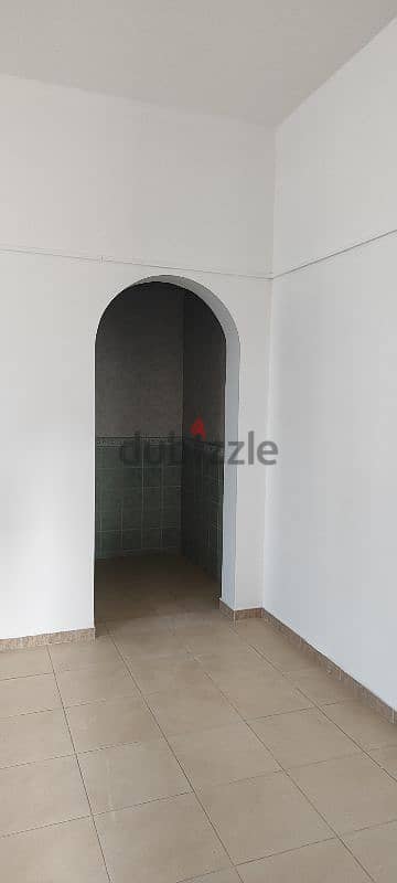 villa for rent Al Mawaleh 6