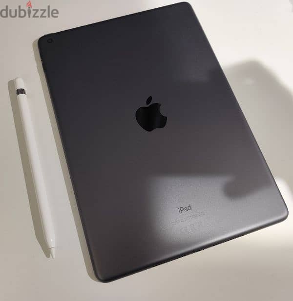 iPad (8th Generation) 32GB Grey + Pencil+ Case 0