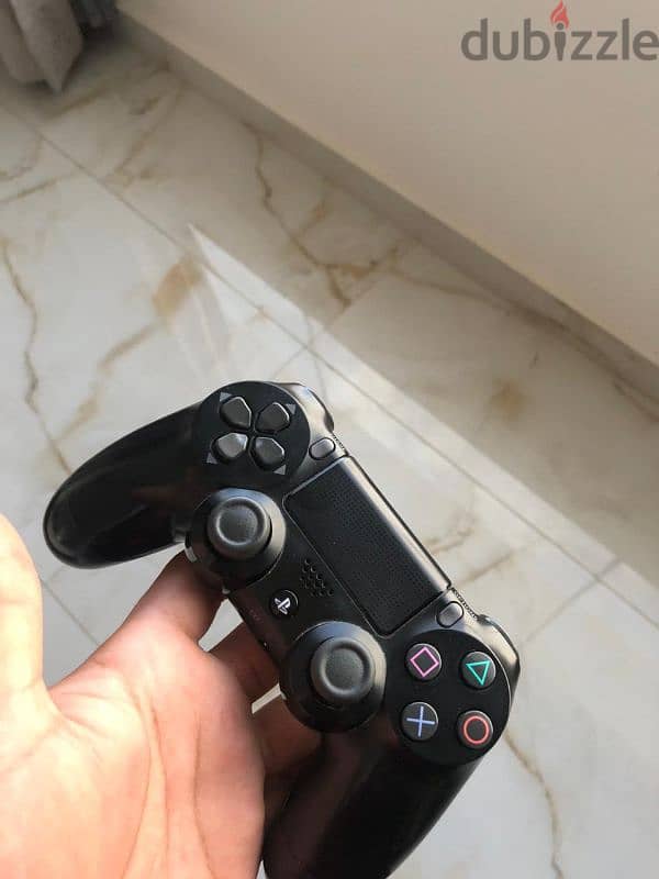 ps4 with games interested message me Whatsapp 79784802 0