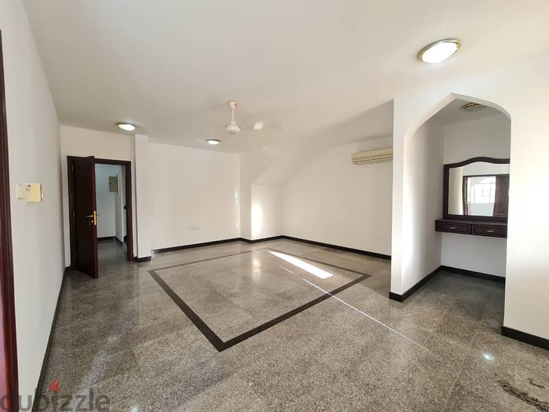 Luxury 4+1Twin Villa in MQ with Parking,Pvt Backyard,& Rooftop Terrace 1