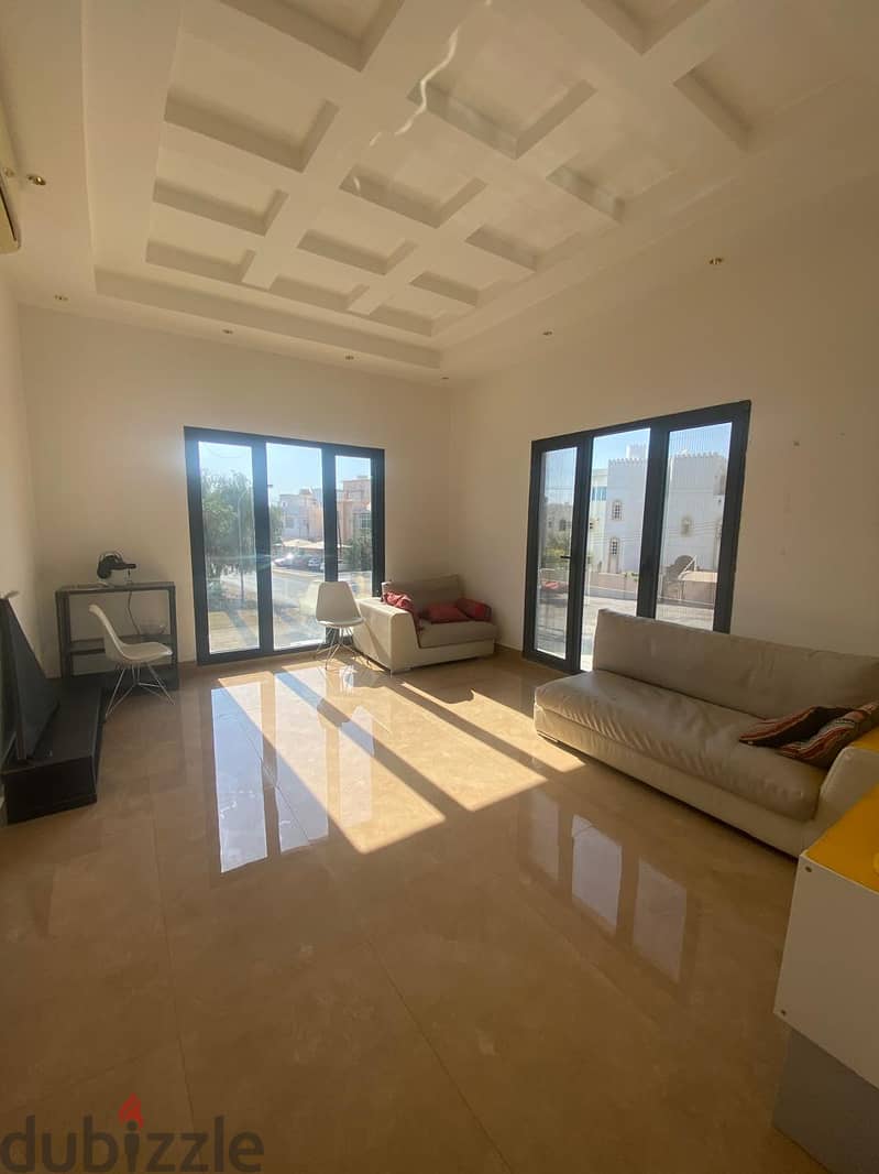 "SR-SM-700  Modern and Spacious Flat for Rent in Al Hail North 7