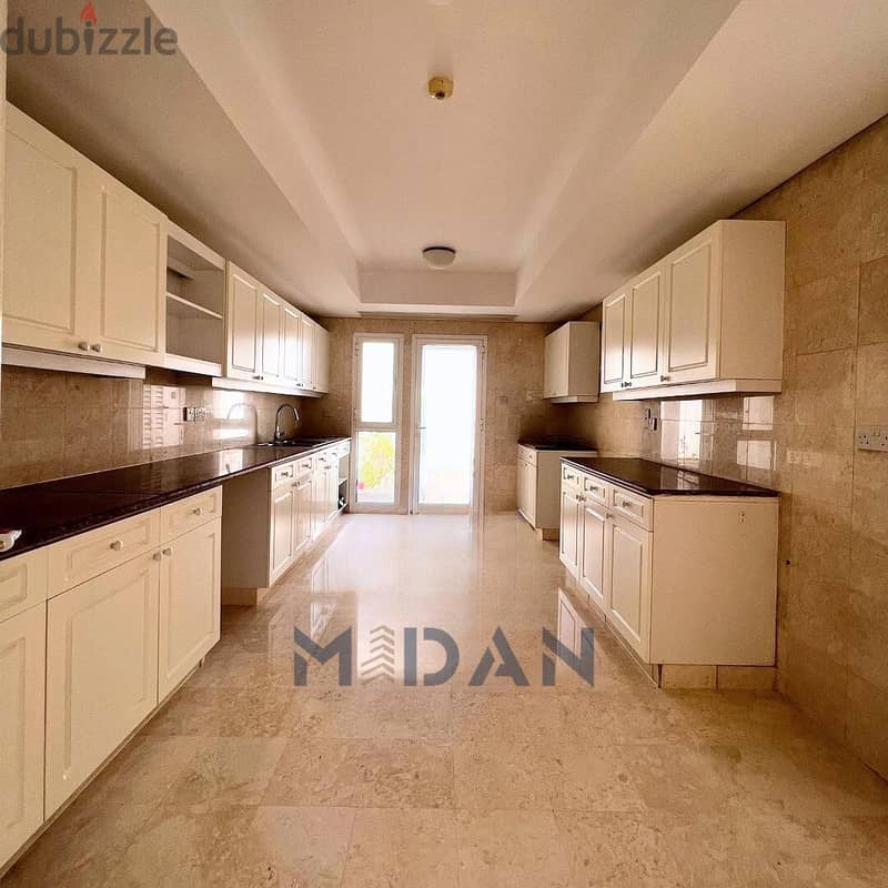 SHATTI AL QURUM | BEAUTIFUL 4 BR COMPOUND VILLA 1