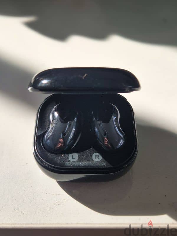 Samsung Galaxy Buds Live 4