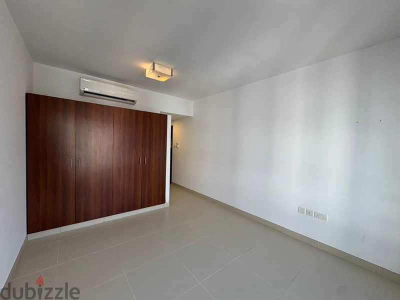 2 BR Spacious Apartment in The Links, Muscat Hills with Amenities 9