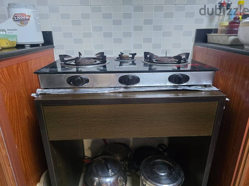 Geepas Stove 3 burner and new table with drawer 0