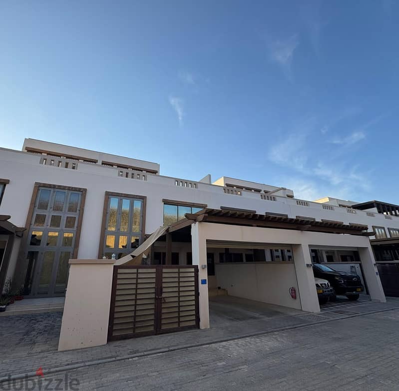 4 BR + Maid’s Room + Storage Room Stunning Villa in Muscat Hills 0