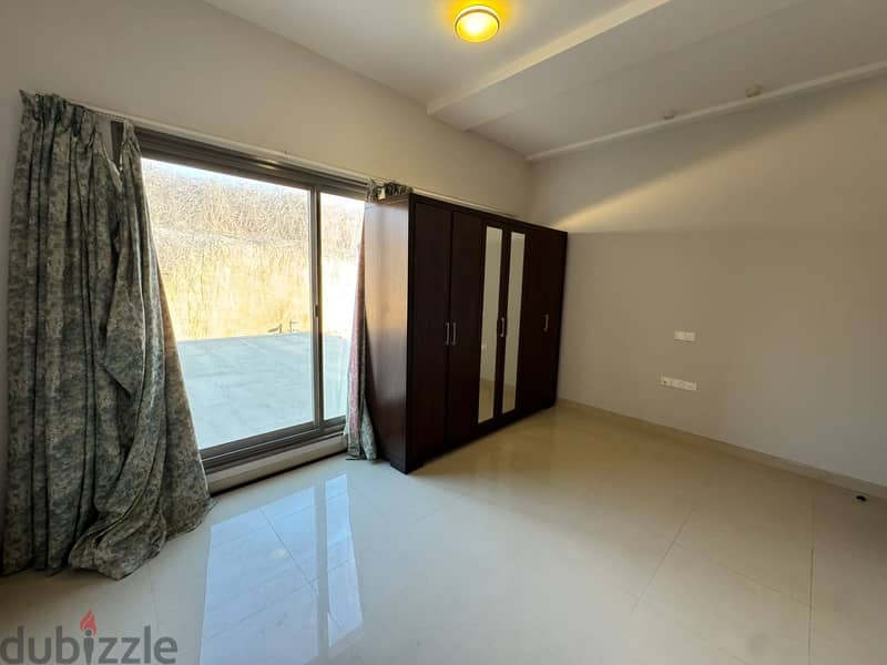 4 BR + Maid’s Room + Storage Room Stunning Villa in Muscat Hills 8