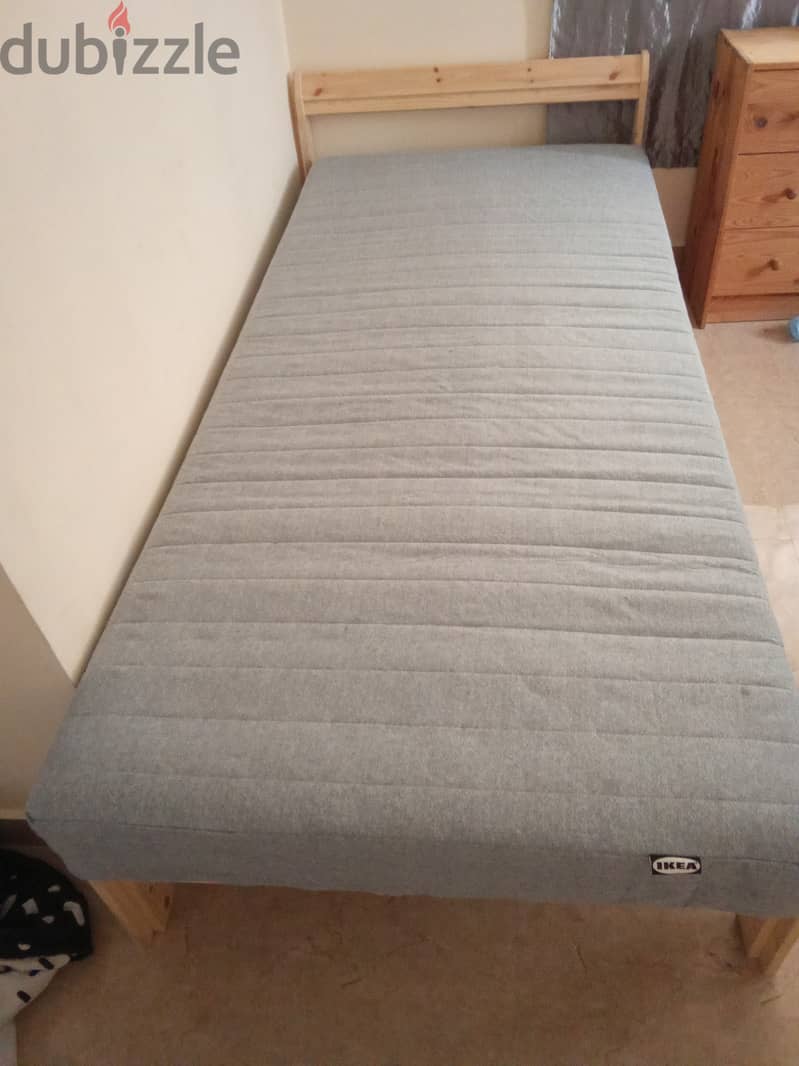 Ikea single bed 90x200 with mattresses . The beds are in excellent con 1