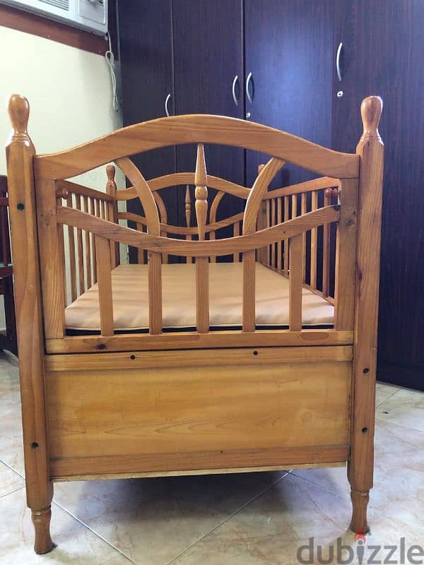 Cradle (swing) and crib for sale 5