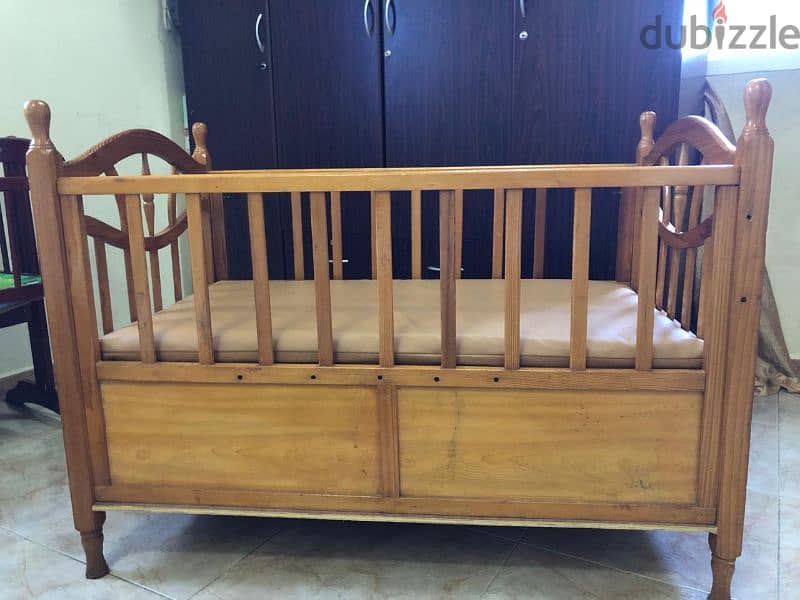 Cradle (swing) and crib for sale 7