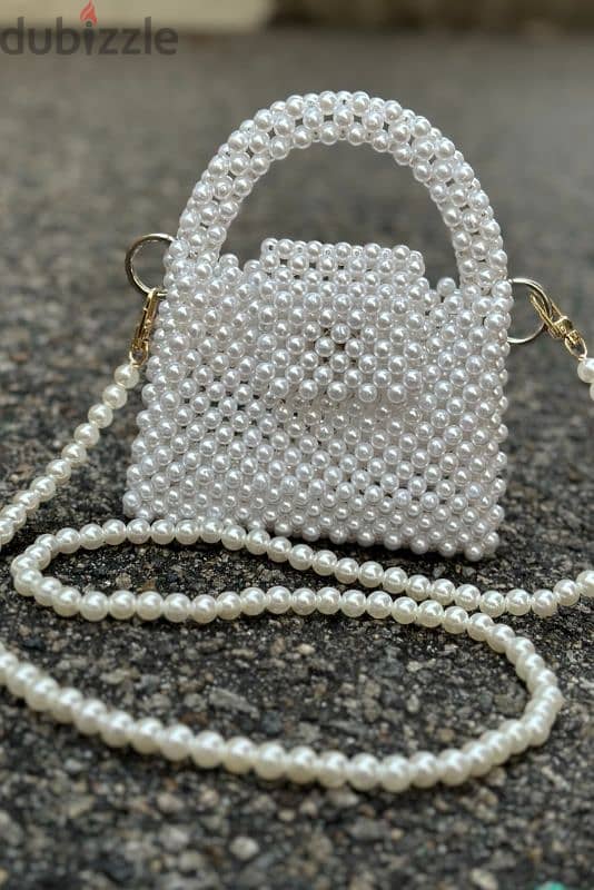 Hand made crystal beads bag. 4