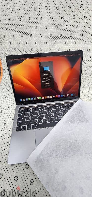 MacBook Pro A1706 Touch Bar i7 1tb ssd 0