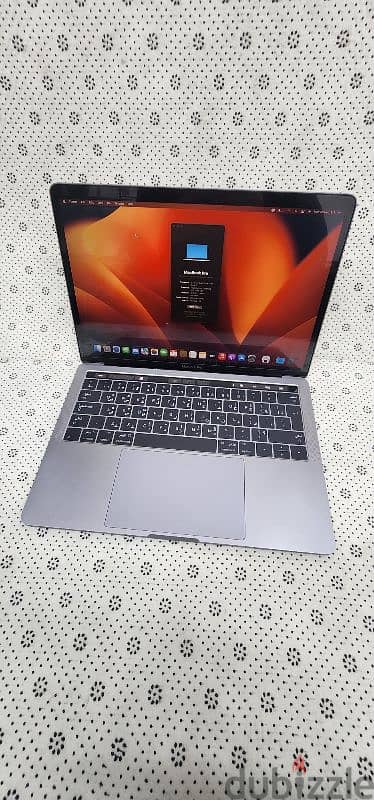 MacBook Pro A1706 Touch Bar i7 1tb ssd 5