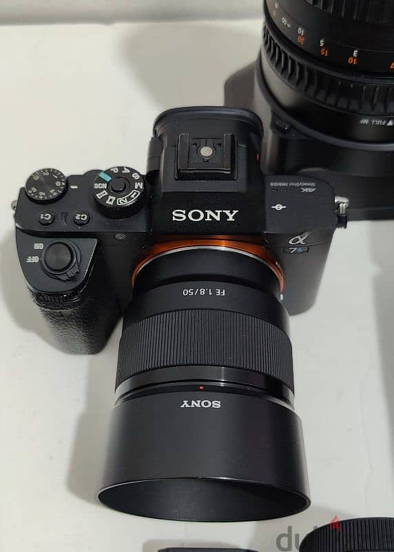 sony a7sii and with some lens for sale, please check my Descriptions 3