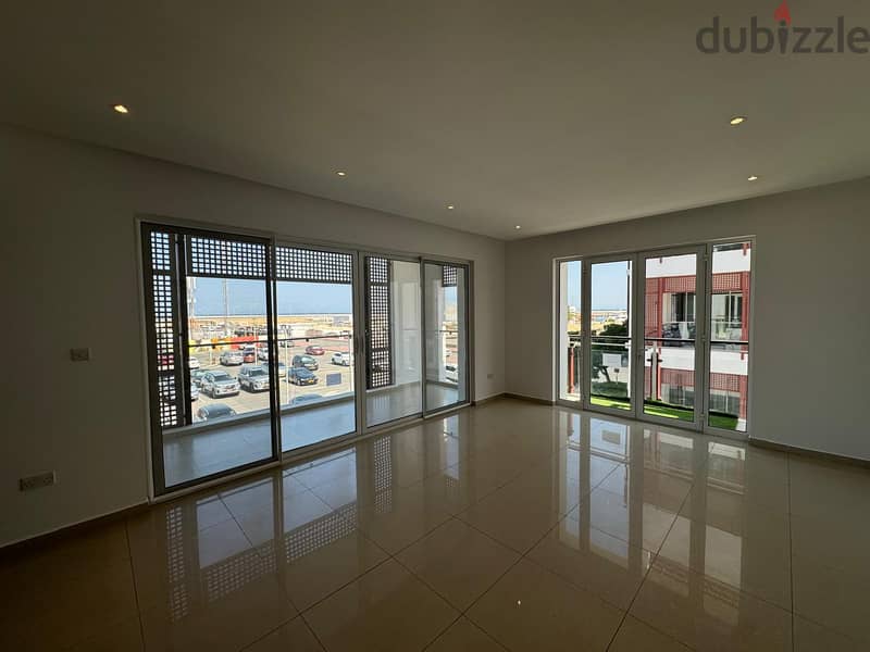 2 BR Spacious Apartment for in Al Mouj with Sea Views 6