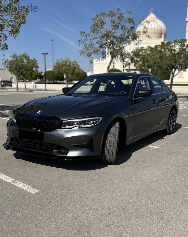 BMW 2019 330i xdrive 0