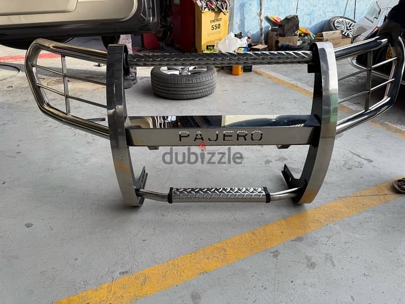 Mitsubishi Pajero Front Grill /Bumper/Tow Bar (Used) 2