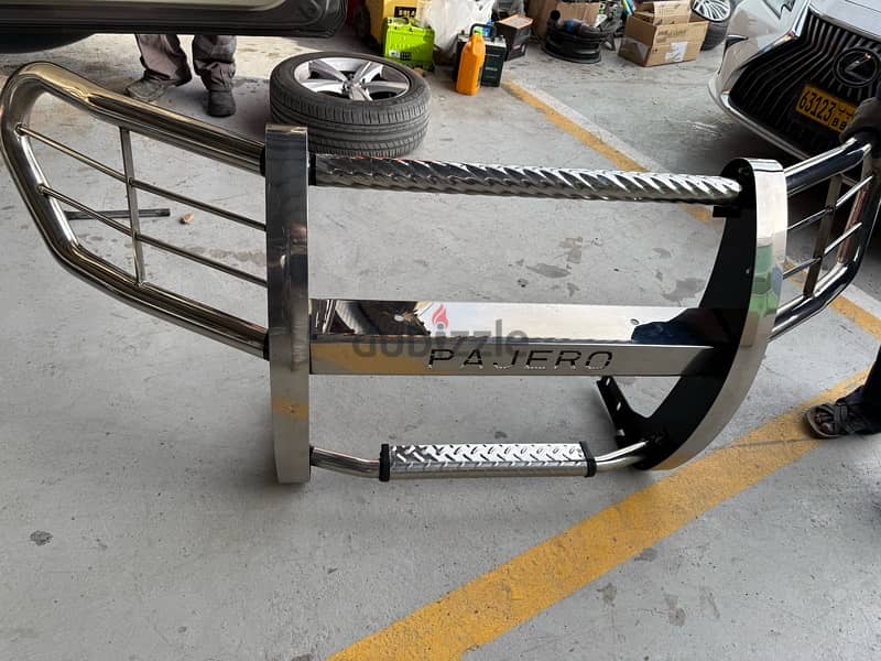 Mitsubishi Pajero Front Grill /Bumper/Tow Bar (Used) 3