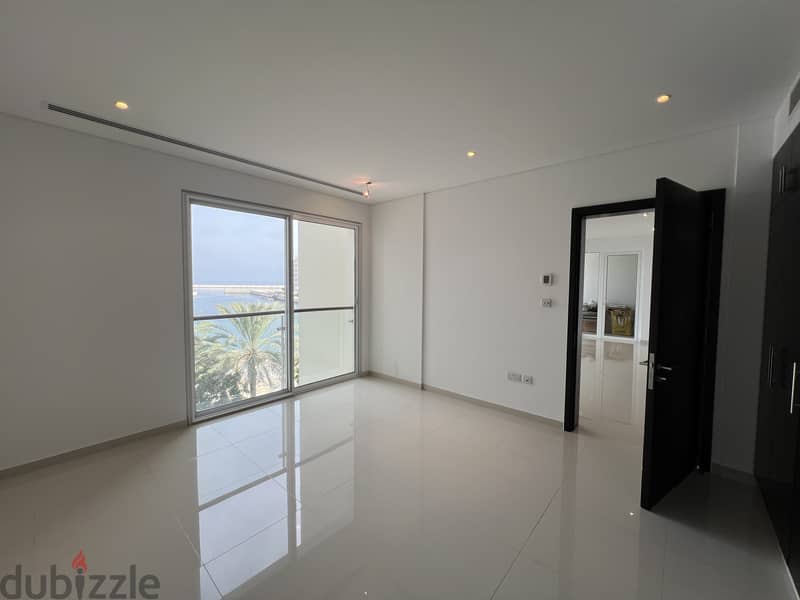 Marina View Apartment for Rent in Al Mouj 6