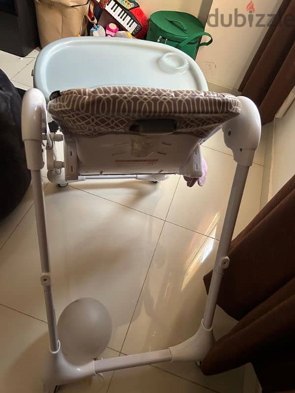 Adjustable Height High Chair for babies 2