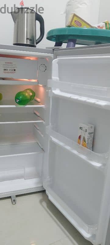 geepas Fridge 3