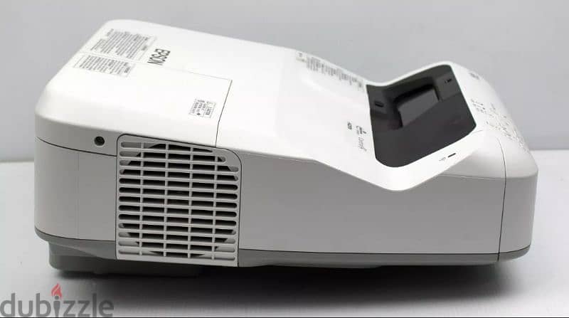 Epson Powerlight ultra Short Throw 685W Projector 0