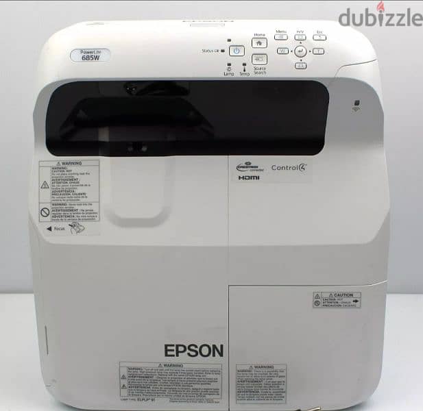 Projector Epson Powerlight ultra Short Throw Model 685W 3