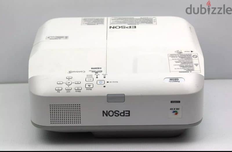 Projector Epson Powerlight ultra Short Throw Model 685W 6