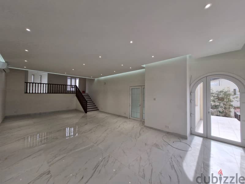 3 BR Spacious Villa in Qurum with Garden 3