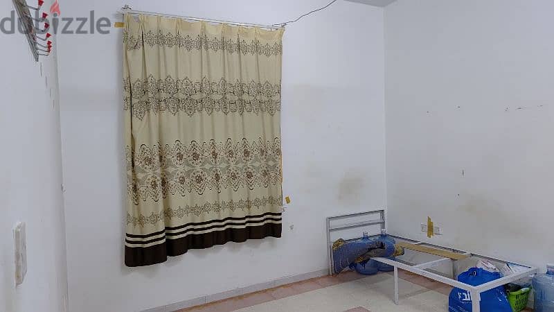 room for rent. . . 110 omr 1