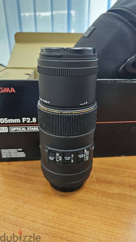 sigma 105mm F2.8 EX DG Macro OS Lens for Nikkon camera body 0