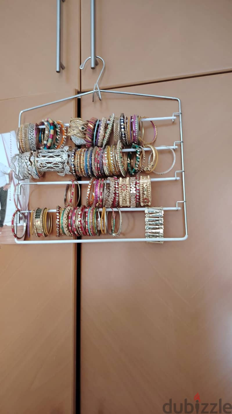 Bangle/ Trouser/Shirt Organizer 1