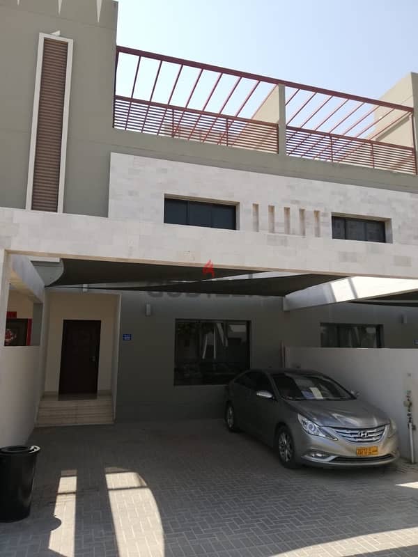 Dar Al Zain Villa For Sale 0