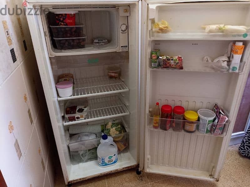 single door fridge 0