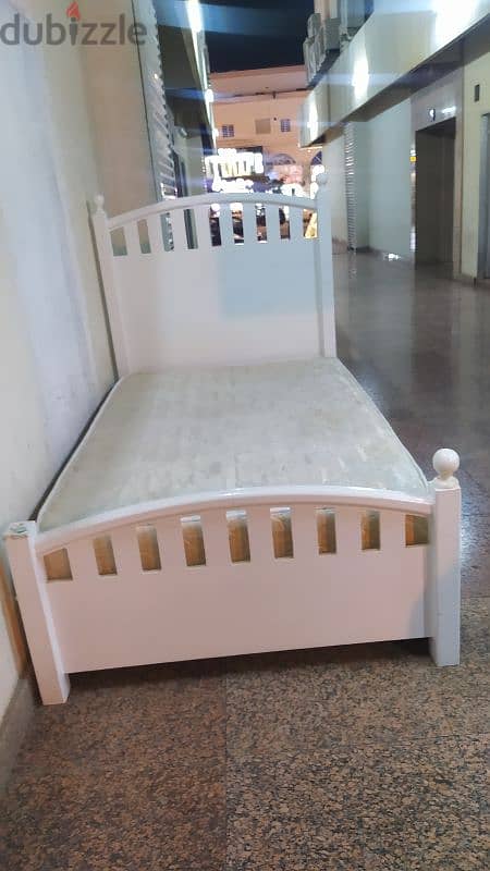 Good condition single bed with mattress for sale 2