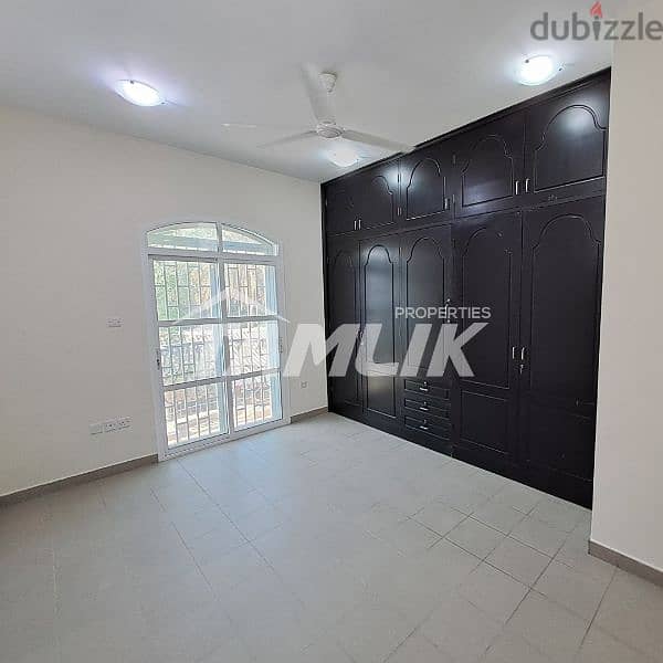 3bhk villa for rent in alhail South in a good compound 2